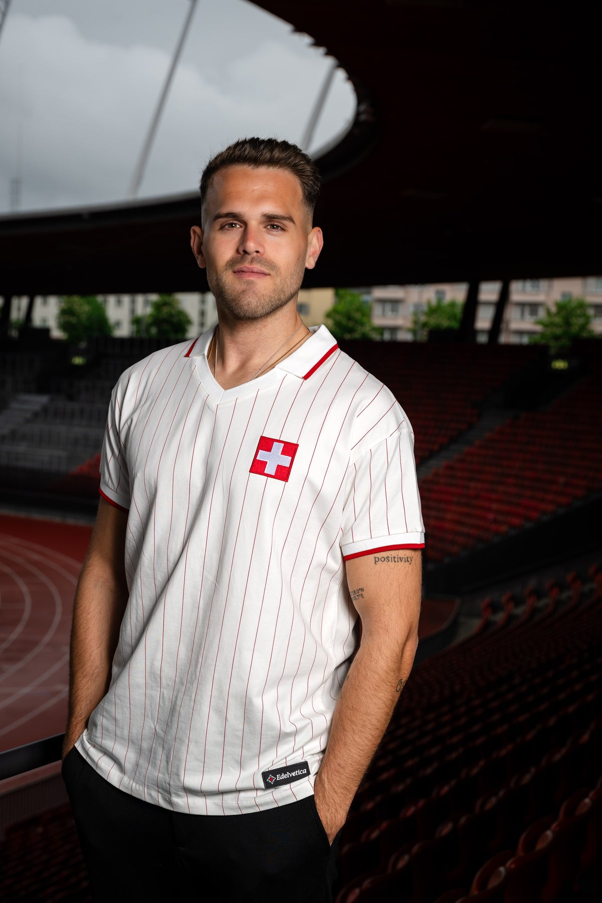 Schweizer Shirt Herren Fan Edelvetica (ab 05.06 wieder alle Grössen verfügbar)
