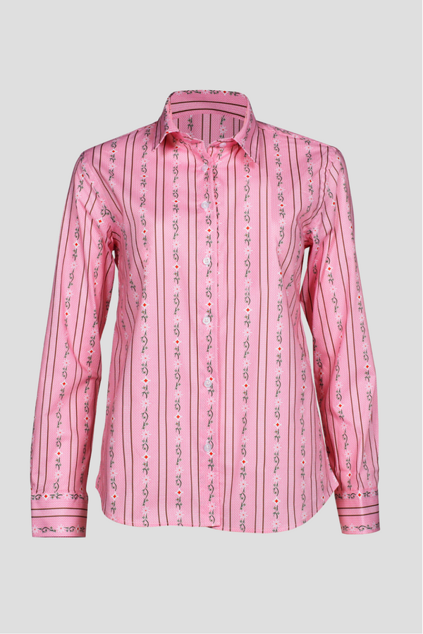 Damen Edelweiss Bluse von Edelvetica, gekennzeichnet durch ein traditionelles und zugleich modernes Design. Diese Bluse ist mit einem charakteristischen Edelweiss-Muster verziert und bietet eine perfekte Mischung aus Schweizer Tradition und zeitgemäßer Eleganz. Ideal für formelle und informelle Anlässe, bei denen stilvolle Kleidung gefragt ist.
