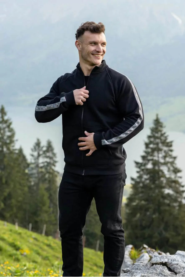 Herren-Jacke mit Edelweiss-Design von Edelvetica in verschiedenen Farben, aus 100% Premium-Baumwolle.